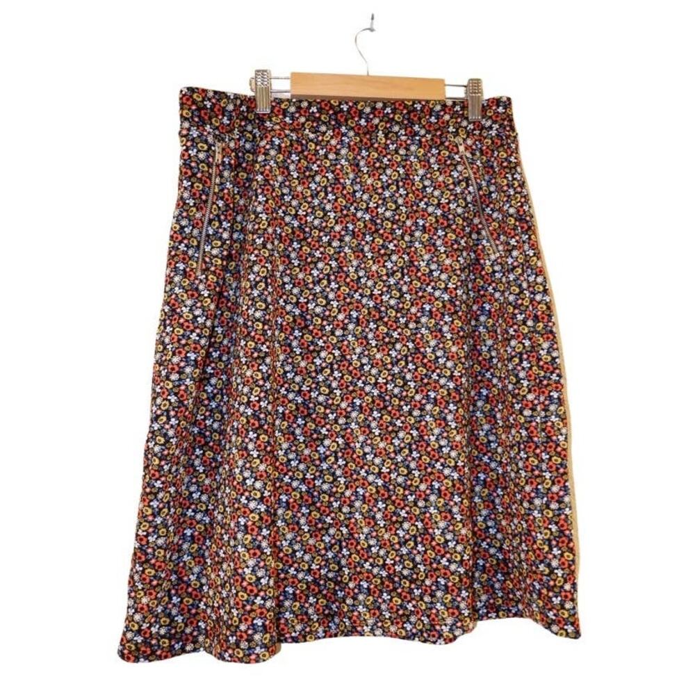 Le Lis floral short skirt